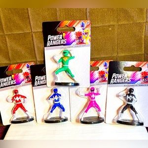 Hasbro 5 NEW Power Rangers 2.5” Figures Red,Blue~Black~Pink & Green UNOPENED